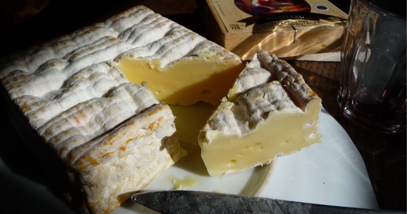 Файл:Fromage pont l'évêque (petit).JPG