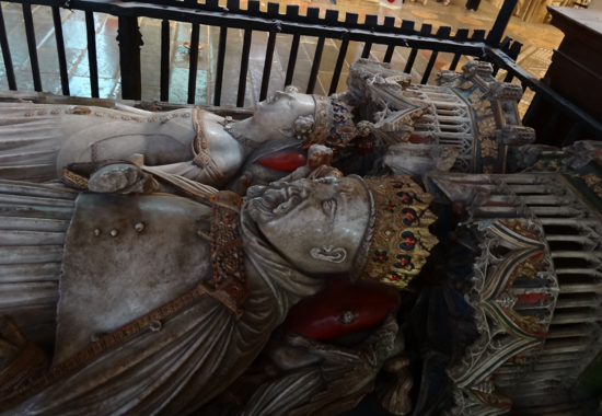 Henry the IV's tomb, Canterbury 09.png