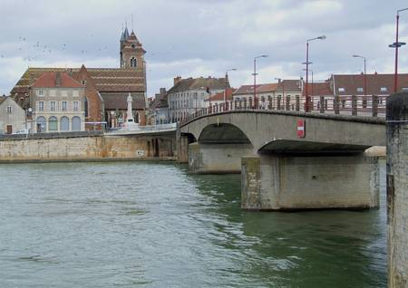 Saint-Jean de Losne - Saone.png