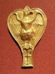 Ornament with Eagle, 100-200 AD, Roman, gold - Cleveland Museum of Art - DSC08277.JPG